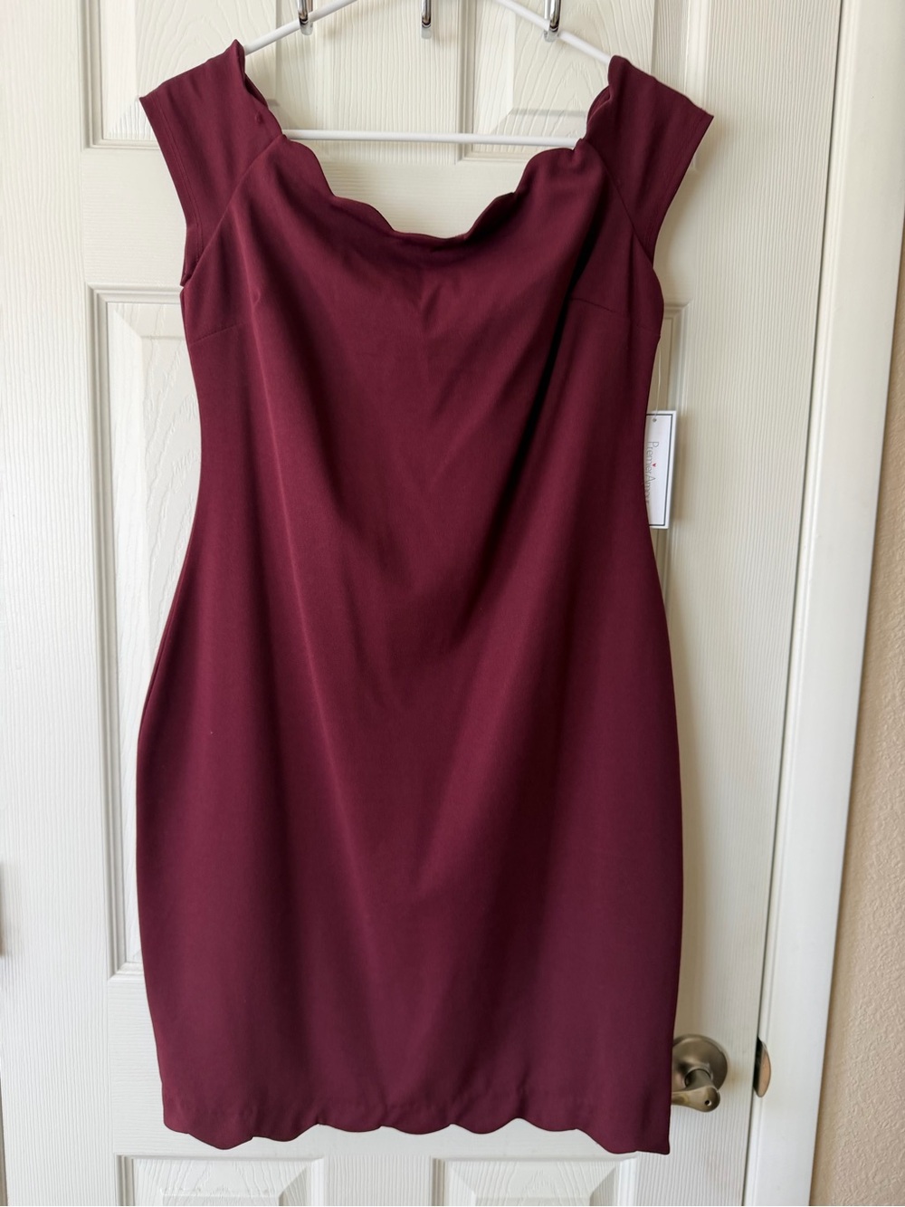 Premier Amour Elegant Scallop Neck Burgundy Midi Dress